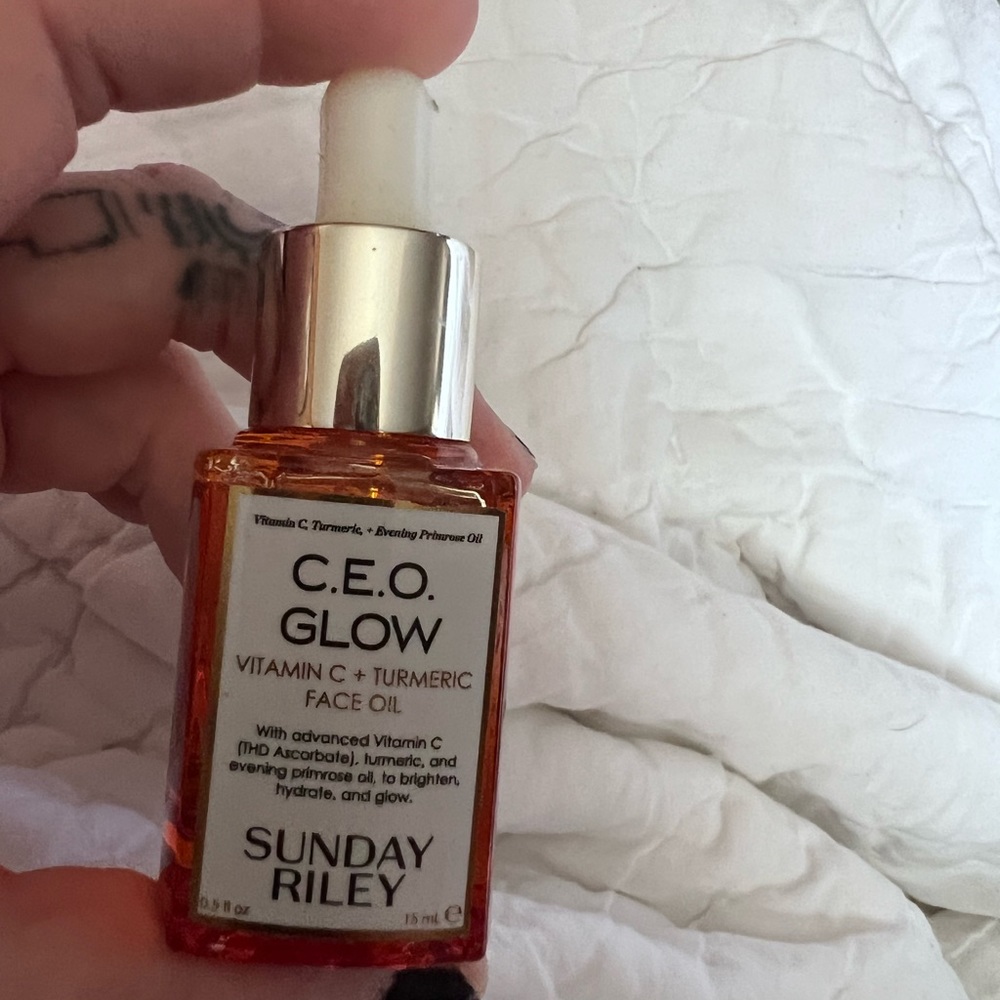 C.E.O Glow Sunday Riley